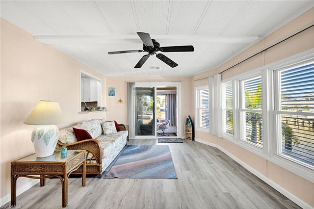 2971 Bounty LN, St. James City, FL 33956