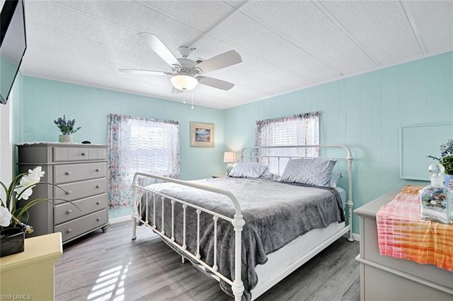 2971 Bounty LN, St. James City, FL 33956