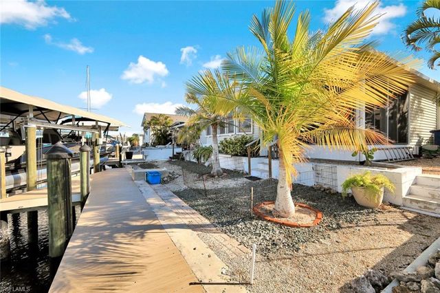 2971 Bounty LN, St. James City, FL 33956