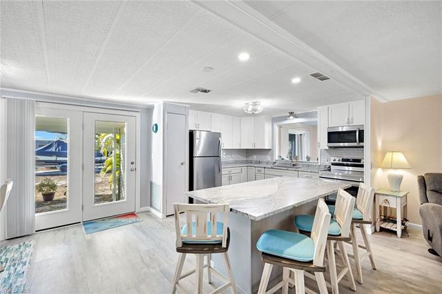 2971 Bounty LN, St. James City, FL 33956