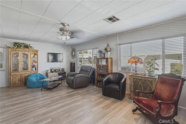 3945 Bradford 128, La Verne, CA 91759