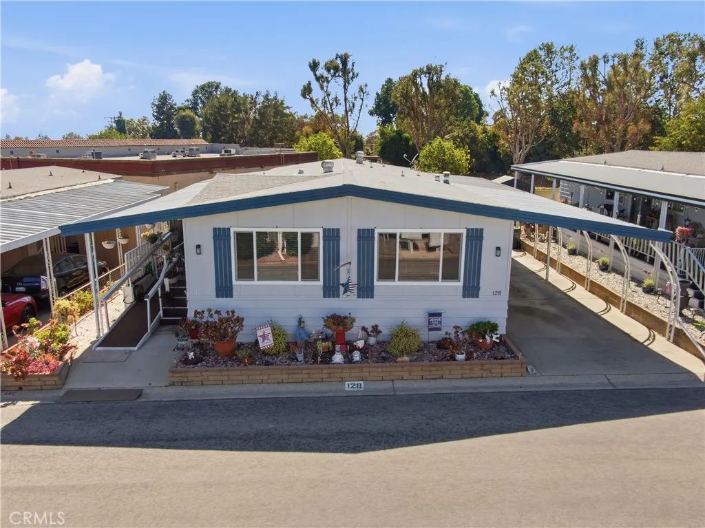 3945 Bradford 128, La Verne, CA 91759