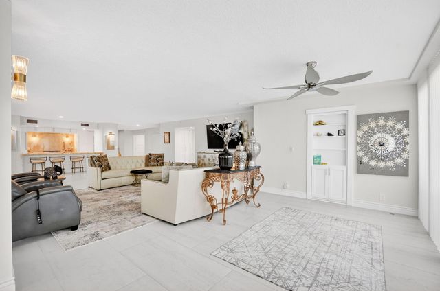 7233 Promenade Drive 101, Boca Raton, FL 33433