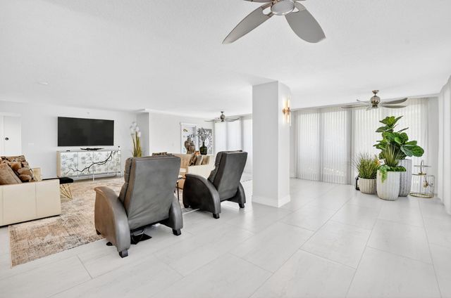 7233 Promenade Drive 101, Boca Raton, FL 33433