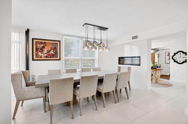 7233 Promenade Drive 101, Boca Raton, FL 33433