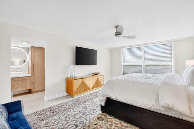 7233 Promenade Drive 101, Boca Raton, FL 33433