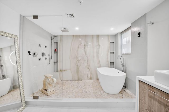 7233 Promenade Drive 101, Boca Raton, FL 33433