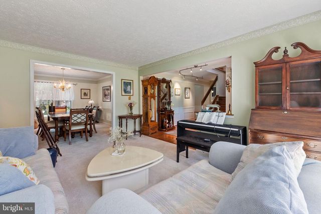 100 ORIOLE LN, La Plata, MD 20646