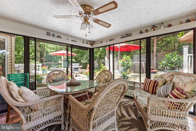 100 ORIOLE LN, La Plata, MD 20646
