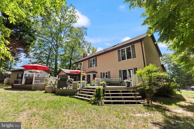 100 ORIOLE LN, La Plata, MD 20646