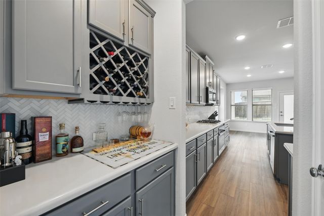 421 Acton Avenue, Fort Worth, TX 76131