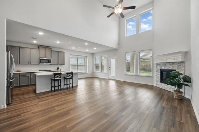 421 Acton Avenue, Fort Worth, TX 76131