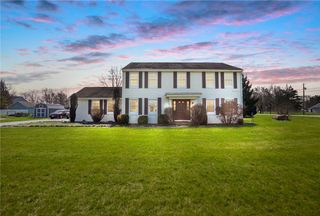 1985 Fox Run, Troy, OH 45373