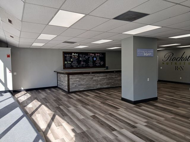 1611 Main Street, Springfield, MA 01103