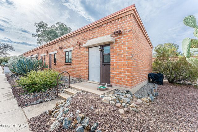 495 S Paseo Madera, Green Valley, AZ 85614