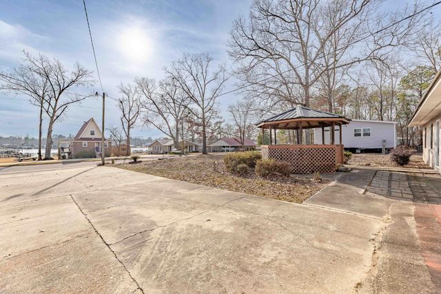 1416 Litzler Drive, Manning, SC 29102