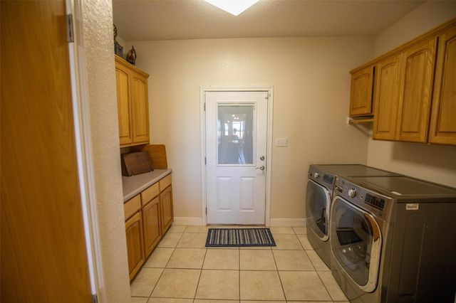 734 E FM 485, Cameron, TX 76520
