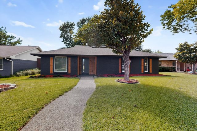 3045 Lockmoor Lane, Dallas, TX 75220