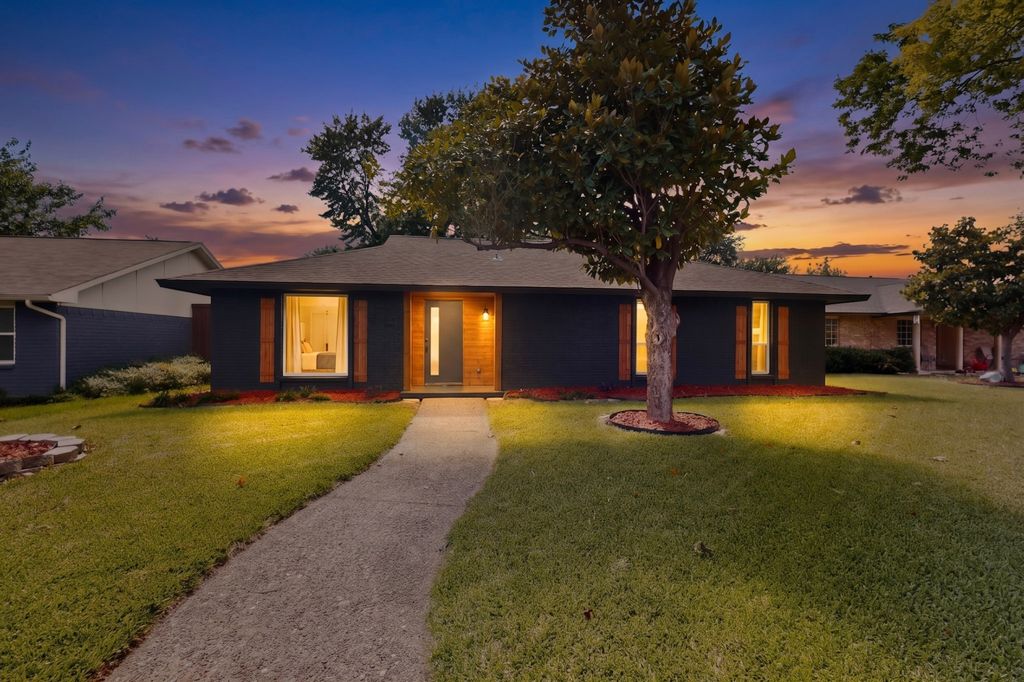 3045 Lockmoor Lane, Dallas, TX 75220