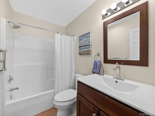 188 Eagle Ridge Way, Nanuet, NY 10954