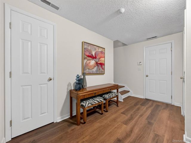 188 Eagle Ridge Way, Nanuet, NY 10954