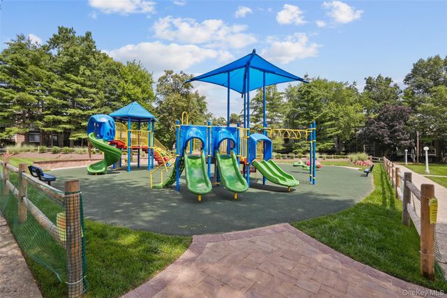 188 Eagle Ridge Way, Nanuet, NY 10954