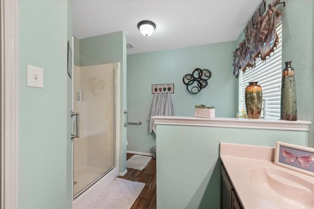 501 Meadowview Street, Farmersville, TX 75442