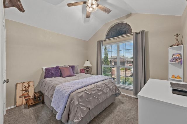 501 Meadowview Street, Farmersville, TX 75442