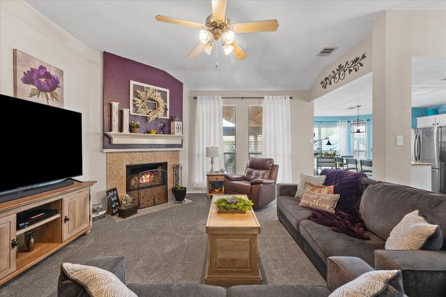 501 Meadowview Street, Farmersville, TX 75442