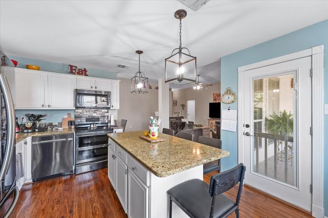 501 Meadowview Street, Farmersville, TX 75442