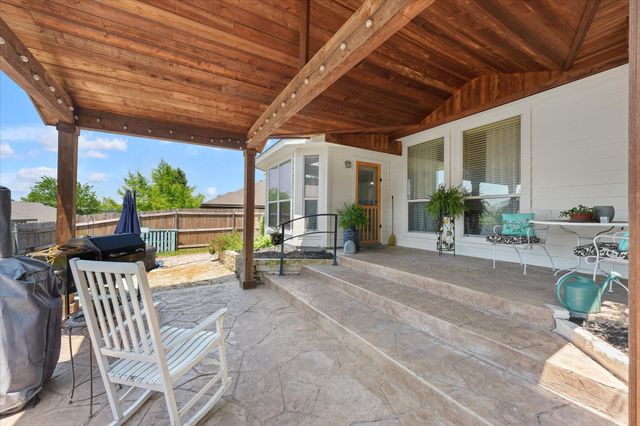 501 Meadowview Street, Farmersville, TX 75442