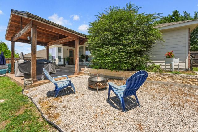 501 Meadowview Street, Farmersville, TX 75442