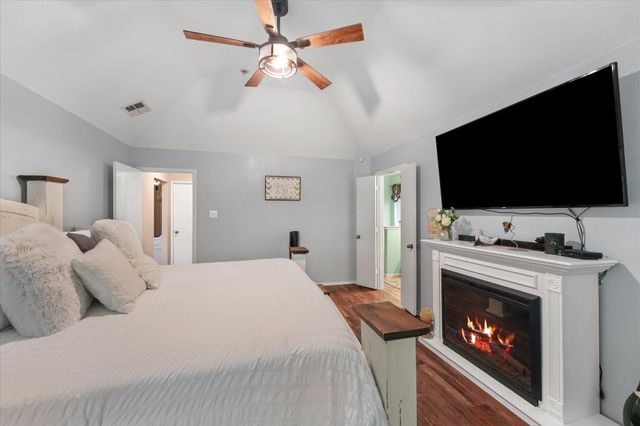 501 Meadowview Street, Farmersville, TX 75442