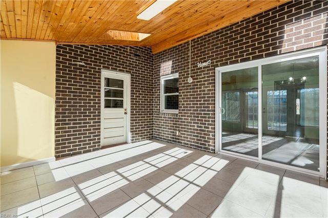 837 Cathedral DR, Virginia Beach, VA 23455