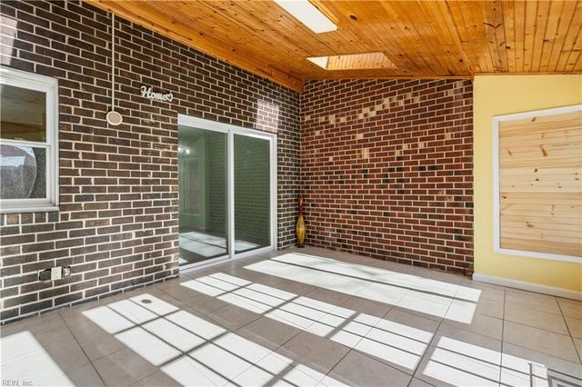 837 Cathedral DR, Virginia Beach, VA 23455