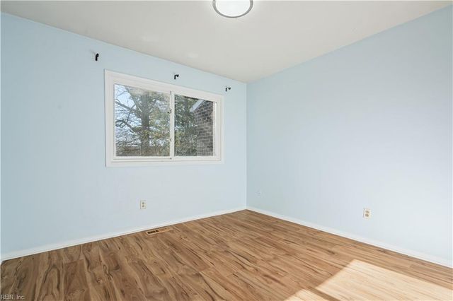 837 Cathedral DR, Virginia Beach, VA 23455