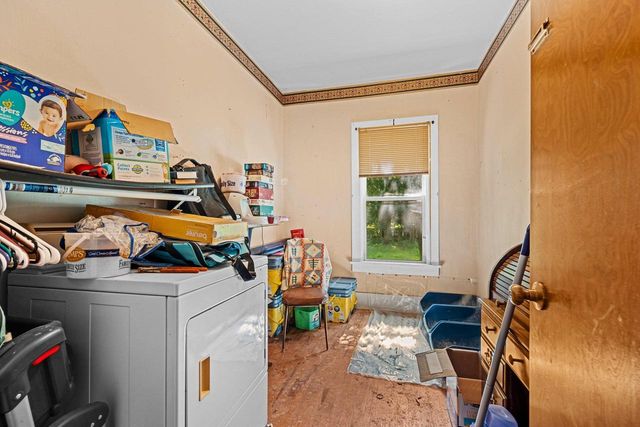 1013 WAUGOO AVENUE, Oshkosh, WI 54901