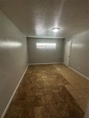 8110 Albacore Drive 30, Houston, TX 77074