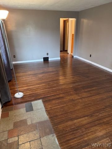 59 Sturm Street, Lancaster, NY 14086