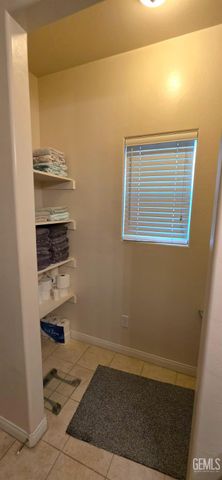 1611 Brea Street, Bakersfield, CA 93307