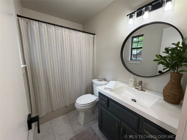 10817 Sahoma Lake Road, Sapulpa, OK 74066