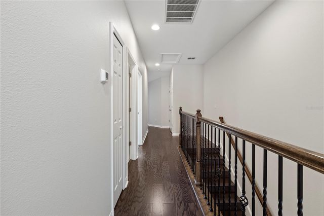 9208 FOX SPARROW ROAD, Tampa, FL 33626
