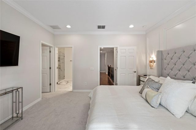 9208 FOX SPARROW ROAD, Tampa, FL 33626