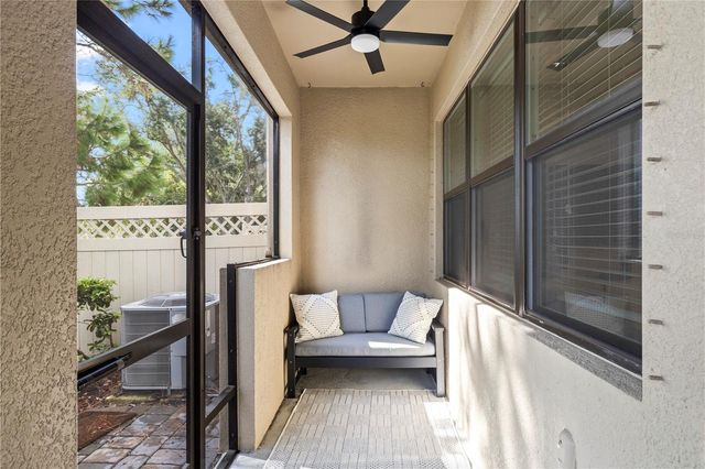 9208 FOX SPARROW ROAD, Tampa, FL 33626