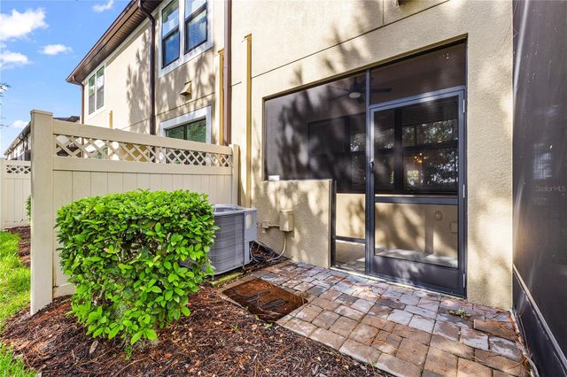 9208 FOX SPARROW ROAD, Tampa, FL 33626