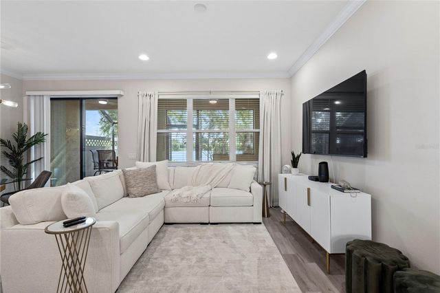 9208 FOX SPARROW ROAD, Tampa, FL 33626