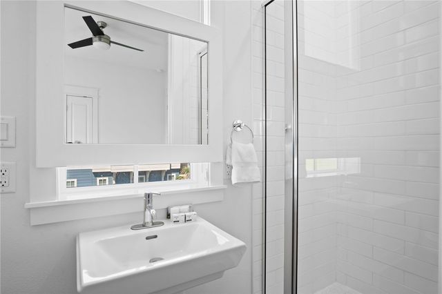 214 Sunset Ave 2, Port Aransas, TX 78373