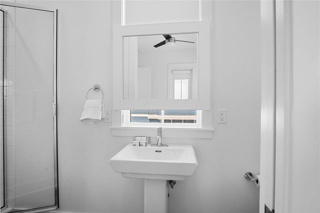 214 Sunset Ave 2, Port Aransas, TX 78373