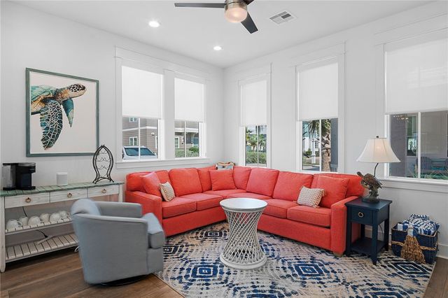 214 Sunset Ave 2, Port Aransas, TX 78373