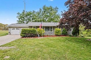 3710 Boyer Road, Coloma, MI 49038